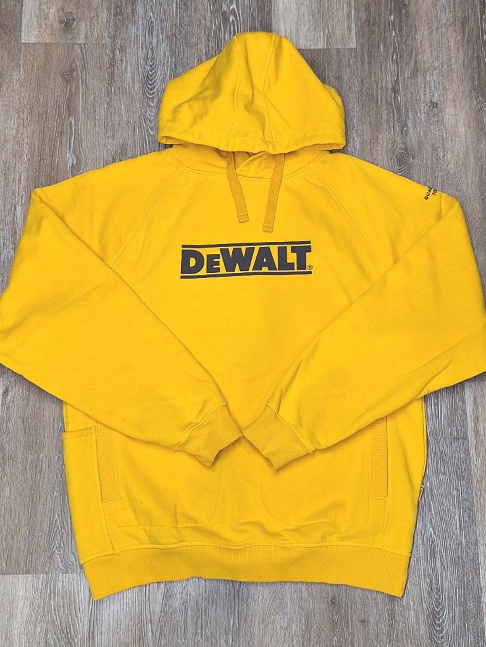 DEWALT Men's Yellow Fleece Heavy Duty Sweatshirt Hoodie Size L